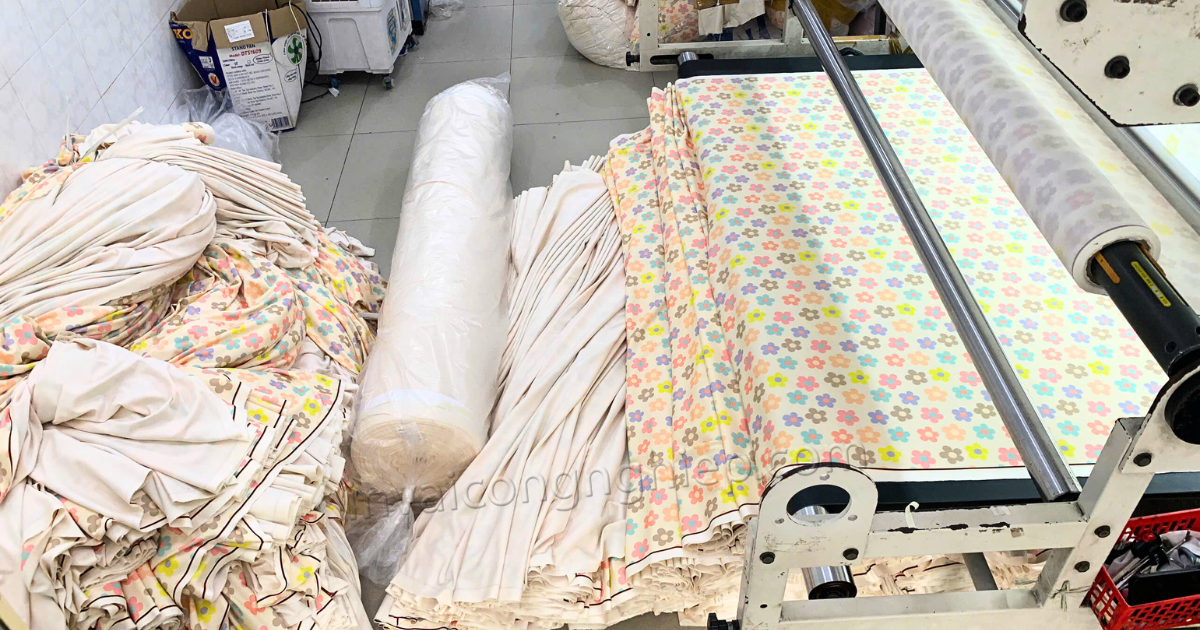 xưởng in chuyển nhiệt hiện đại